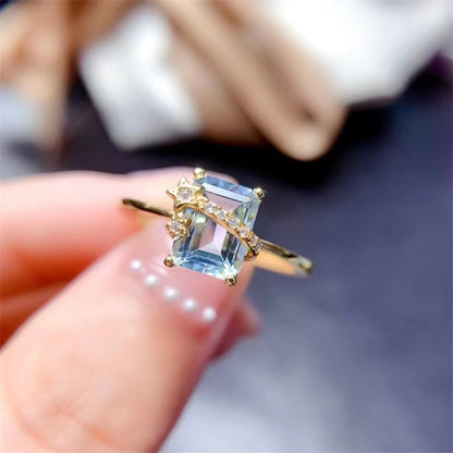 Luxurious Natural Sky Blue Topaz 925 Silver Ring