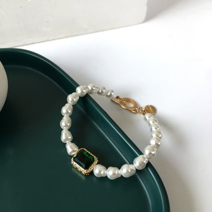 Classy Fashionable Bracelet With Natural Pearls And Diamonds